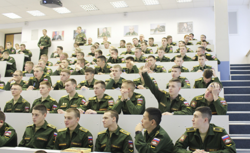 Информация о доступных специальностях в высших военных образовательных организациях.